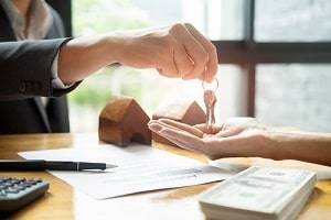 https-www-lawofficemartell-com-images-easyblog_images-620-b2ap3_thumbnail_naperville-real-estate-lawyer-min_20200306-152756_1-jpg