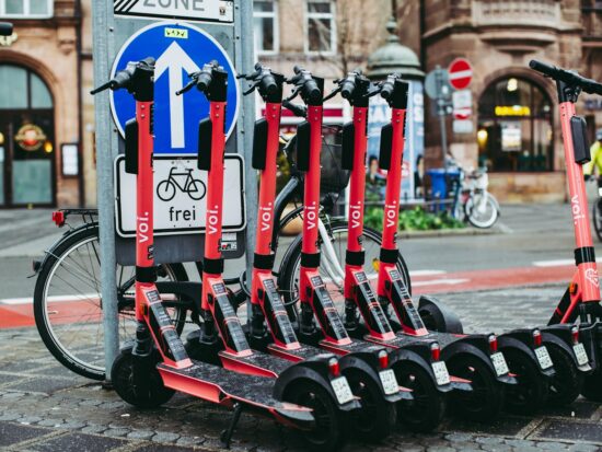 Modern urban e-mobility e-scooter – Voi Scooters - Get Magic Wheels